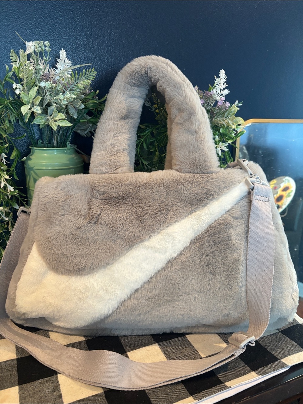 Nike Women's NSW Faux Fur Tote